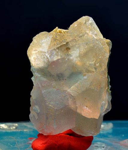 Very exceptional and rare bi-color fluorite crystal from Nagar pakistan