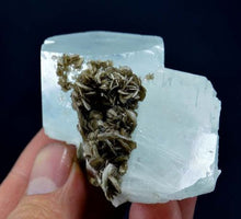 Exceptional Terminated Equamarine Crystal Combined With Mica from Nagar Pakistan