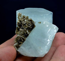 Exceptional Terminated Equamarine Crystal Combined With Mica from Nagar Pakistan