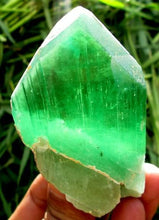 Well Terminated V shape Green Hiddenite Kunzite Crystal From  Afghanistan